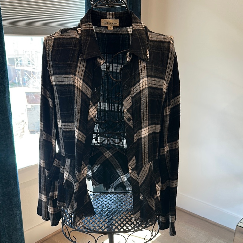 Cloth & Stone Black and White Plaid Button Down Shirt